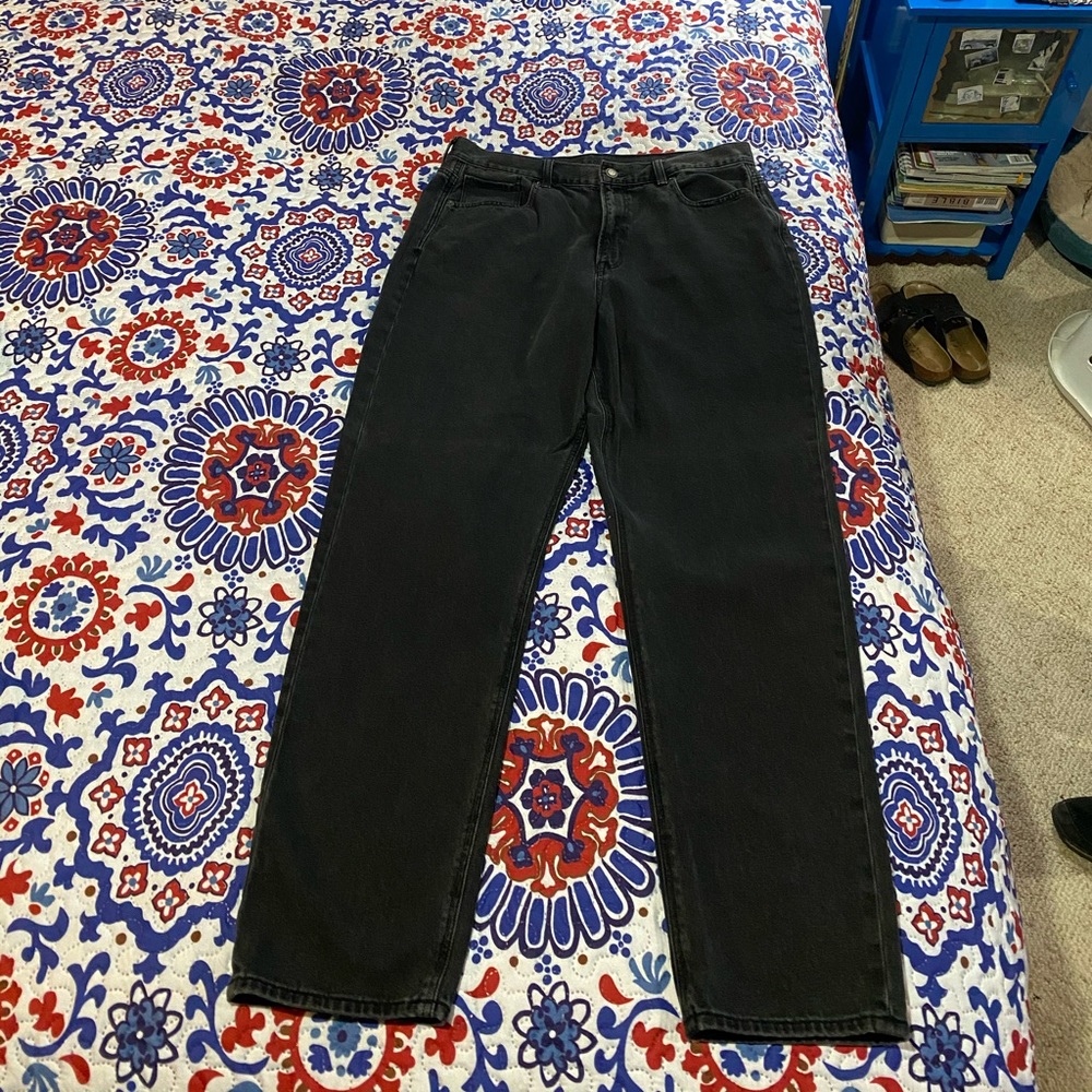 American Eagle Mom Jeans